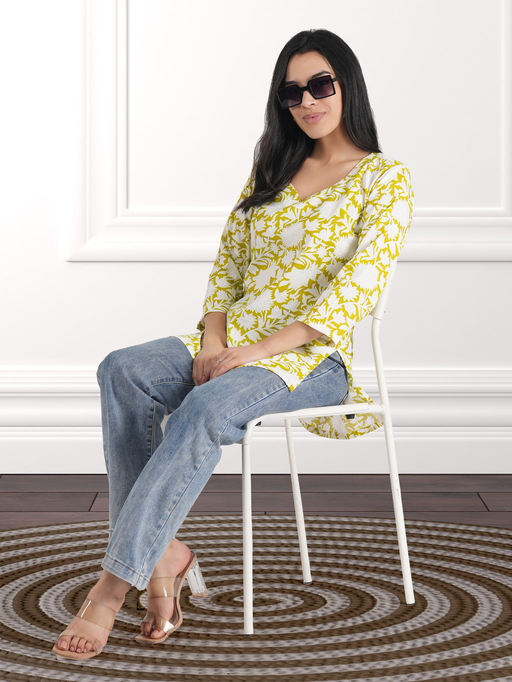 Women Floral Print Cotton Blend Straight Kurta  (Yellow)